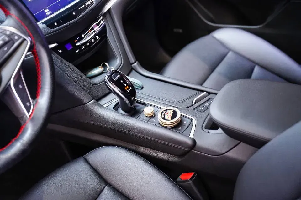 2021 Cadillac XT5 2.0T 237HP L4 9AT,autocango,china used car exporter,china ev exporter,chinese used car exporter,chinese used ev exporter