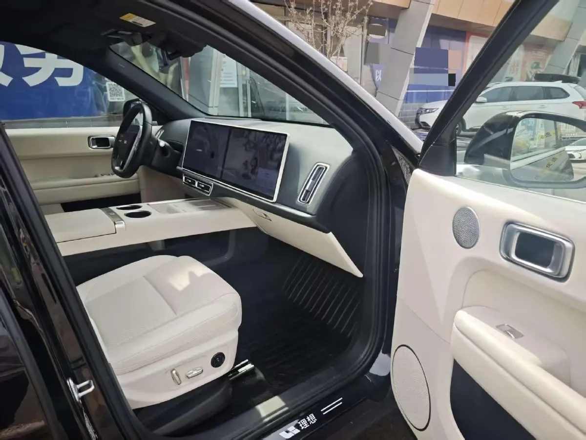 2024 Li L6 Range Extended 154HP L4 REEV 36.8KWH,autocango,china used car exporter,china ev exporter,chinese used car exporter,chinese used ev exporter