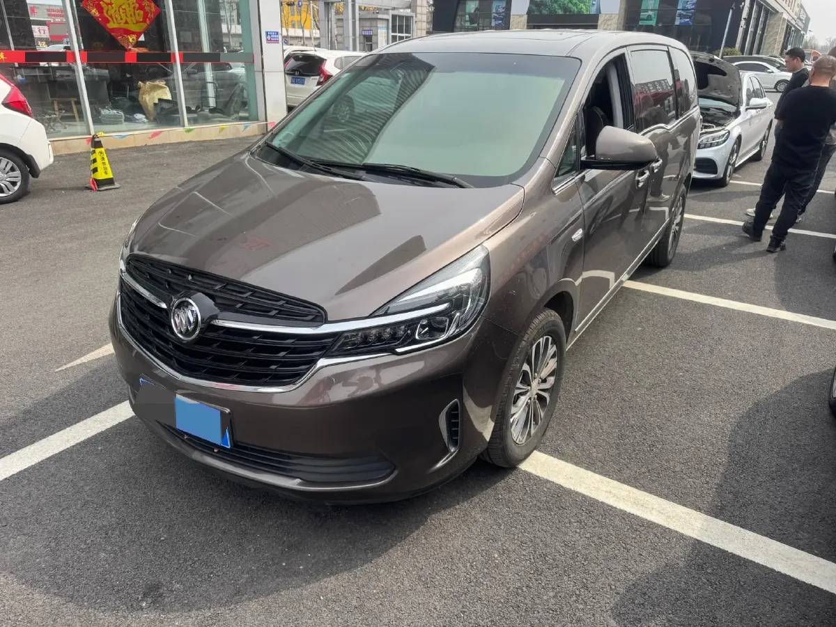 2022 Buick GL8 2.0T 237HP L4 9AT,autocango,china used car exporter,china ev exporter,chinese used car exporter,chinese used ev exporter