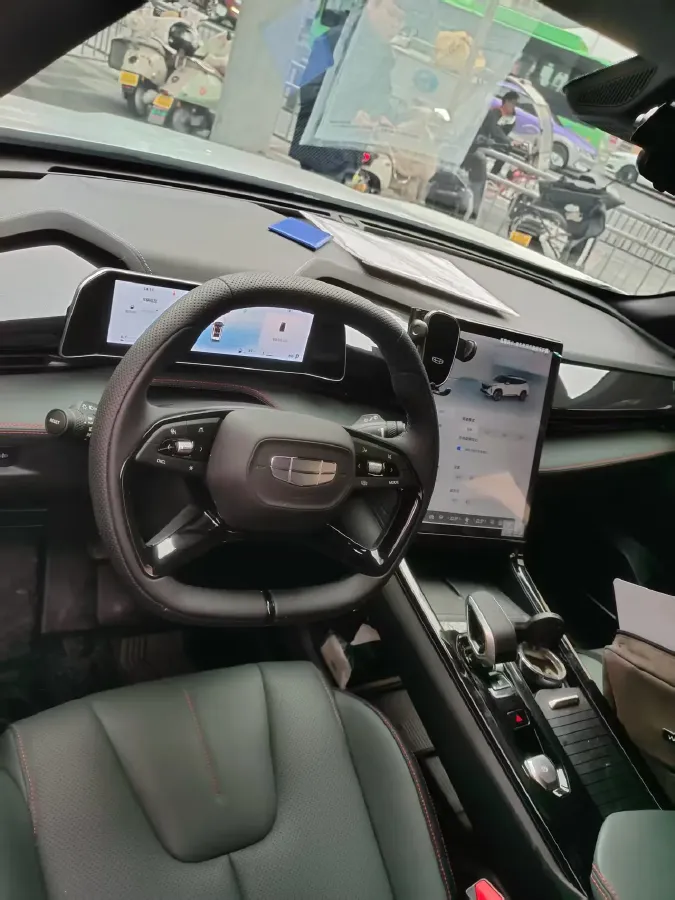 2024 Geely Azkarra 1.5T 181HP L4 7DCT,autocango,china used car exporter,china ev exporter,chinese used car exporter,chinese used ev exporter