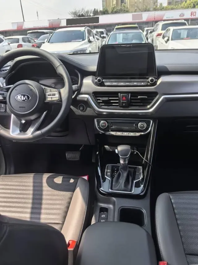 2018 Kia Sportage R 2.0L 160HP L4 6AT,autocango,china used car exporter,china ev exporter,chinese used car exporter,chinese used ev exporter