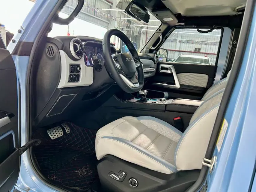 2023 Beijing BJ40 2.0T 163HP L4 8AT,autocango,china used car exporter,china ev exporter,chinese used car exporter,chinese used ev exporter