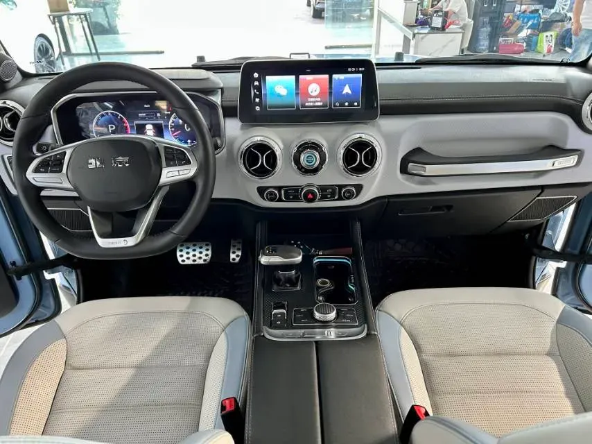 2023 Beijing BJ40 2.0T 163HP L4 8AT,autocango,china used car exporter,china ev exporter,chinese used car exporter,chinese used ev exporter