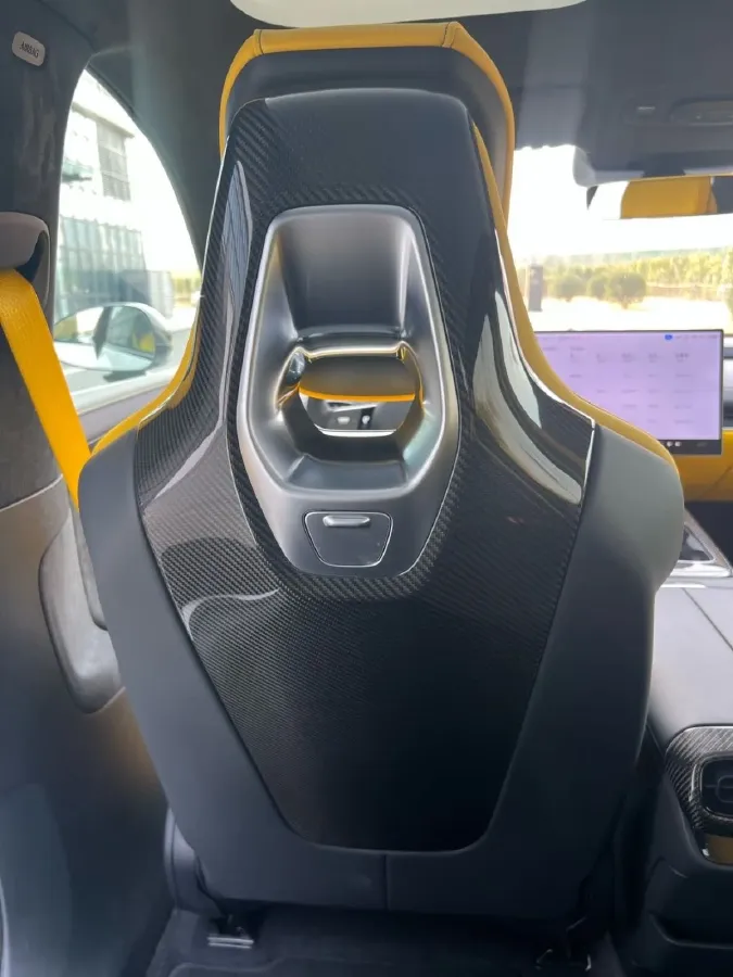 2025 MI SU7 Ultra BEV 93.7KWH,autocango,china used car exporter,china ev exporter,chinese used car exporter,chinese used ev exporter