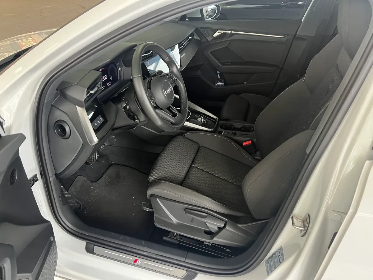 2021 Audi A3 1.4T 150HP L4 7DCT,autocango,china used car exporter,china ev exporter,chinese used car exporter,chinese used ev exporter