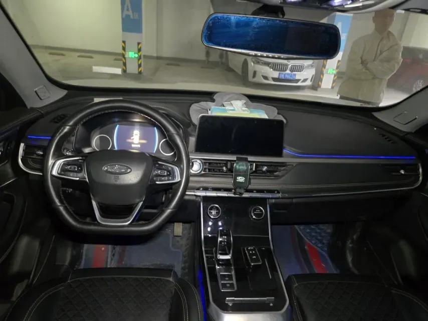 2019 Chery Tiggo 8 1.6T 197HP L4 7DCT,autocango,china used car exporter,china ev exporter,chinese used car exporter,chinese used ev exporter