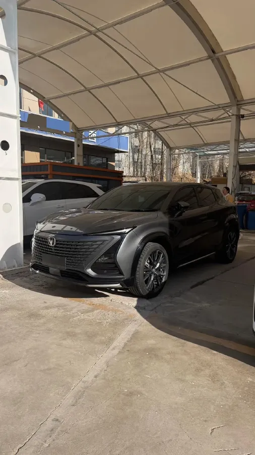 2023 ChangAn UNI-T 1.5T 188HP L4 7DCT,autocango,china used car exporter,china ev exporter,chinese used car exporter,chinese used ev exporter