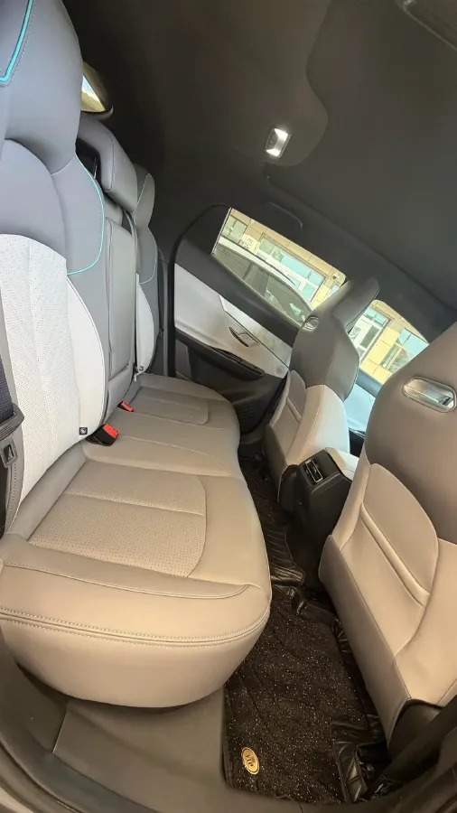 2023 ChangAn UNI-T 1.5T 188HP L4 7DCT,autocango,china used car exporter,china ev exporter,chinese used car exporter,chinese used ev exporter