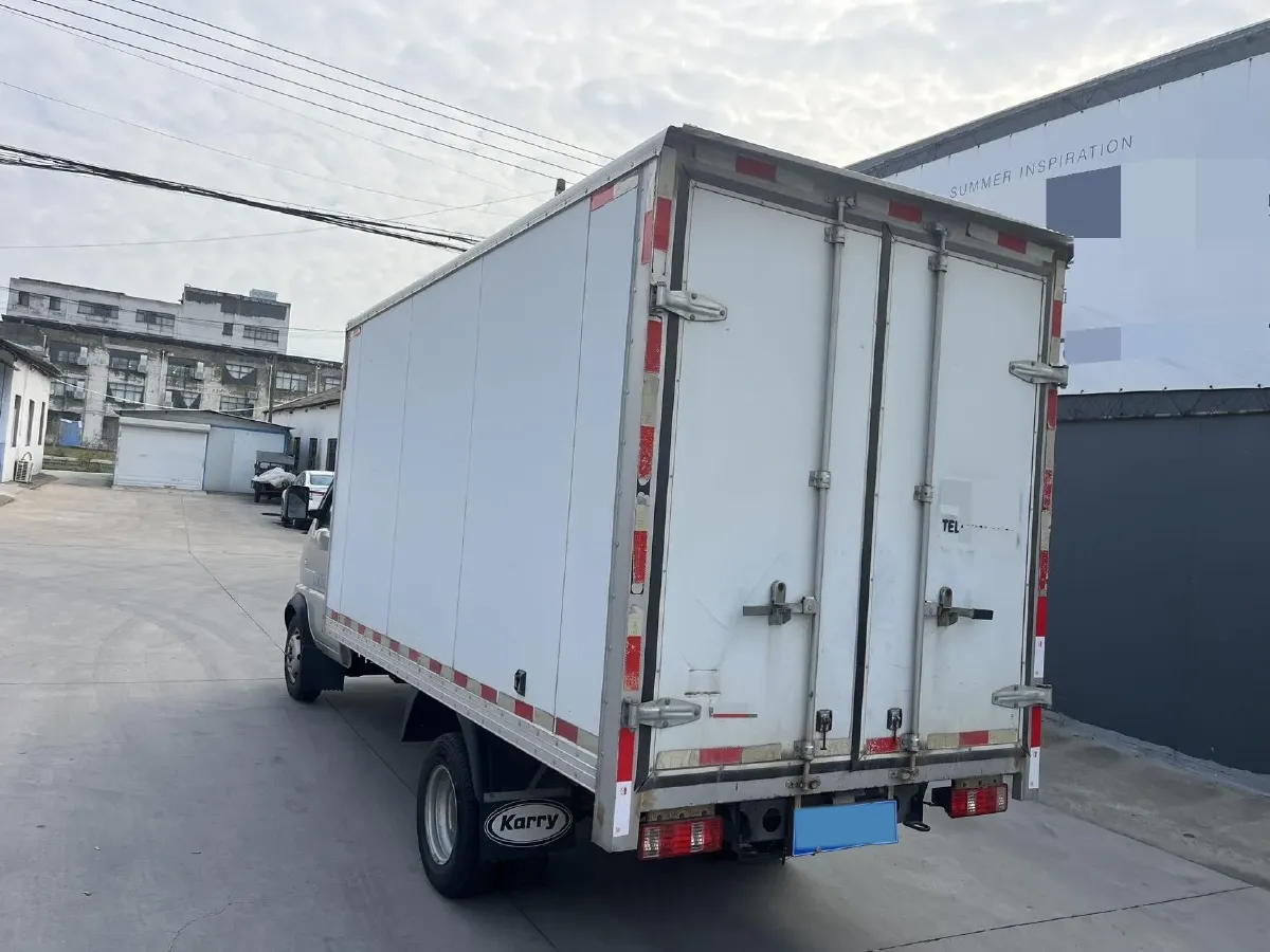 2021 Karry YouJin 1.5L 116HP L4 5MT,autocango,china used car exporter,china ev exporter,chinese used car exporter,chinese used ev exporter