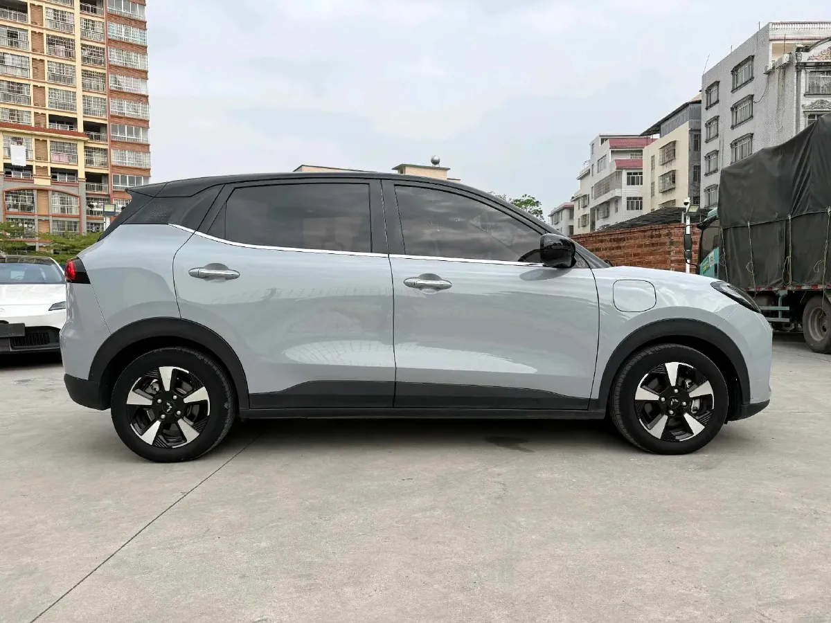 2024 WuLing BinGuoPLUS BEV 50.6KWH,autocango,china used car exporter,china ev exporter,chinese used car exporter,chinese used ev exporter