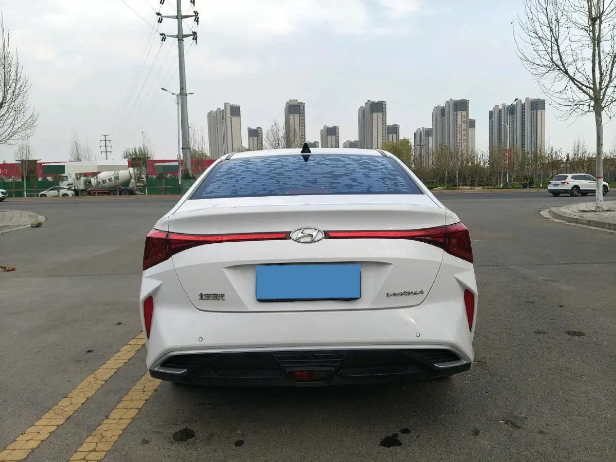 2020 Hyundai Verna 1.4L 100HP L4 6MT,autocango,china used car exporter,china ev exporter,chinese used car exporter,chinese used ev exporter