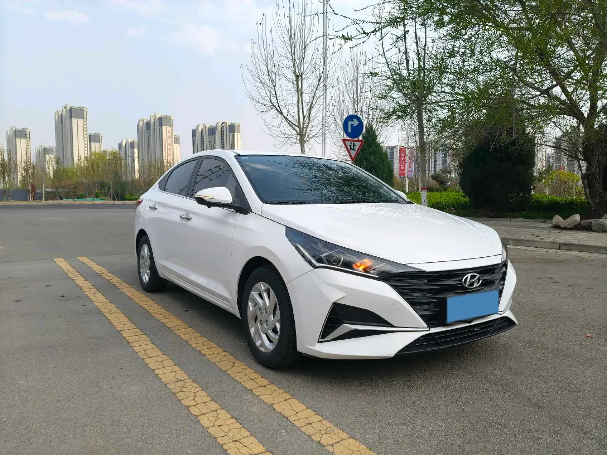 2020 Hyundai Verna 1.4L 100HP L4 6MT,autocango,china used car exporter,china ev exporter,chinese used car exporter,chinese used ev exporter