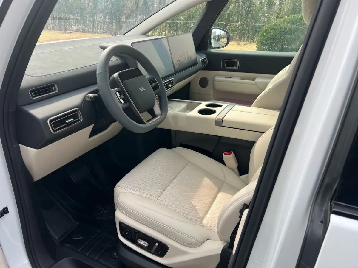 2025 Li MEGA BEV,autocango,china used car exporter,china ev exporter,chinese used car exporter,chinese used ev exporter