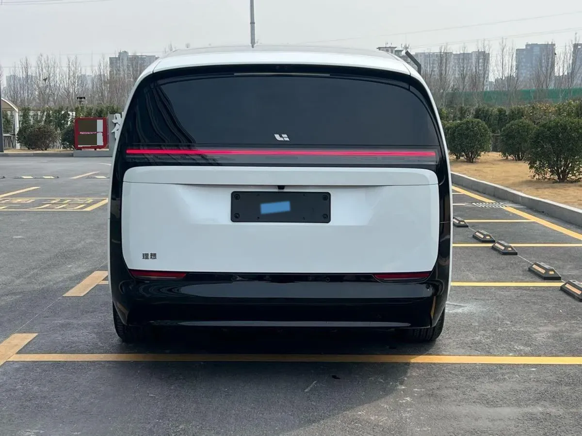 2025 Li MEGA BEV,autocango,china used car exporter,china ev exporter,chinese used car exporter,chinese used ev exporter