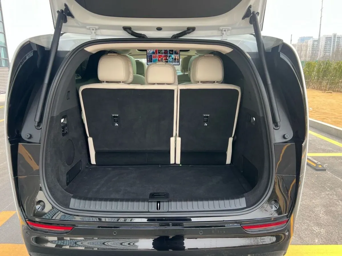 2025 Li MEGA BEV,autocango,china used car exporter,china ev exporter,chinese used car exporter,chinese used ev exporter