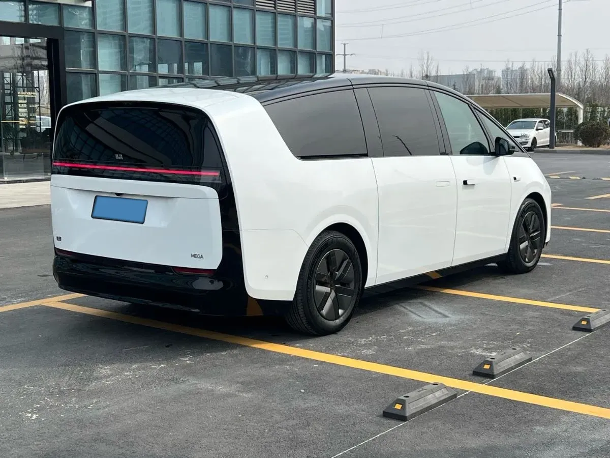 2025 Li MEGA BEV,autocango,china used car exporter,china ev exporter,chinese used car exporter,chinese used ev exporter