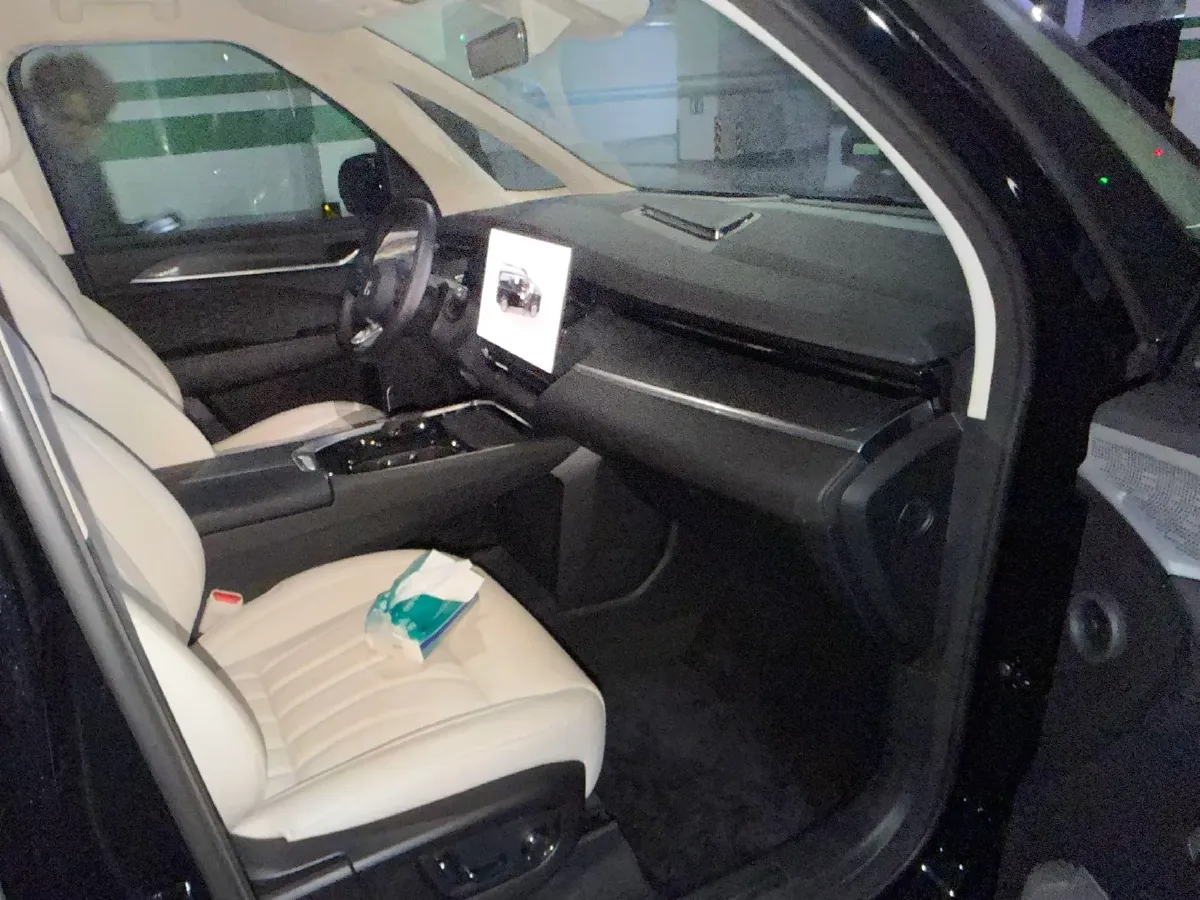 2024 Zeekr 009 BEV 108KWH,autocango,china used car exporter,china ev exporter,chinese used car exporter,chinese used ev exporter