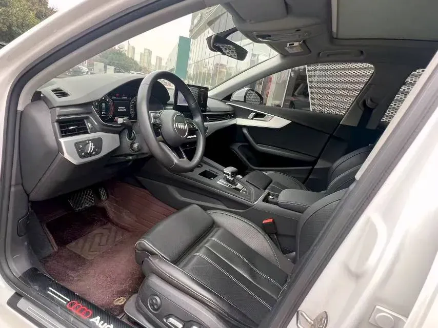 2024 Audi A4L 2.0T 190HP L4 7DCT,autocango,china used car exporter,china ev exporter,chinese used car exporter,chinese used ev exporter