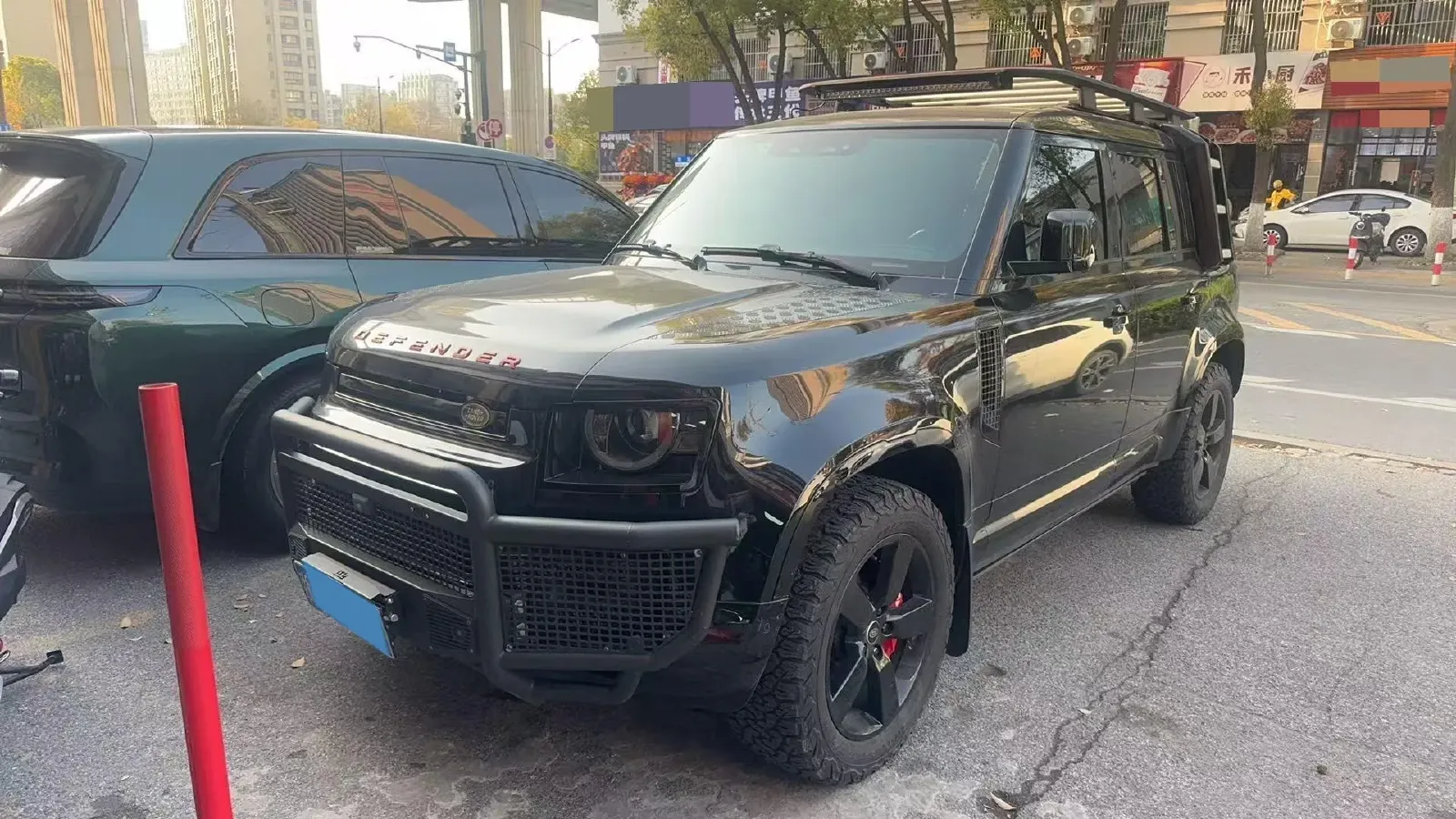 2022 Land Rover Defender 3.0T 400HP L6 8AT,autocango,china used car exporter,china ev exporter,chinese used car exporter,chinese used ev exporter