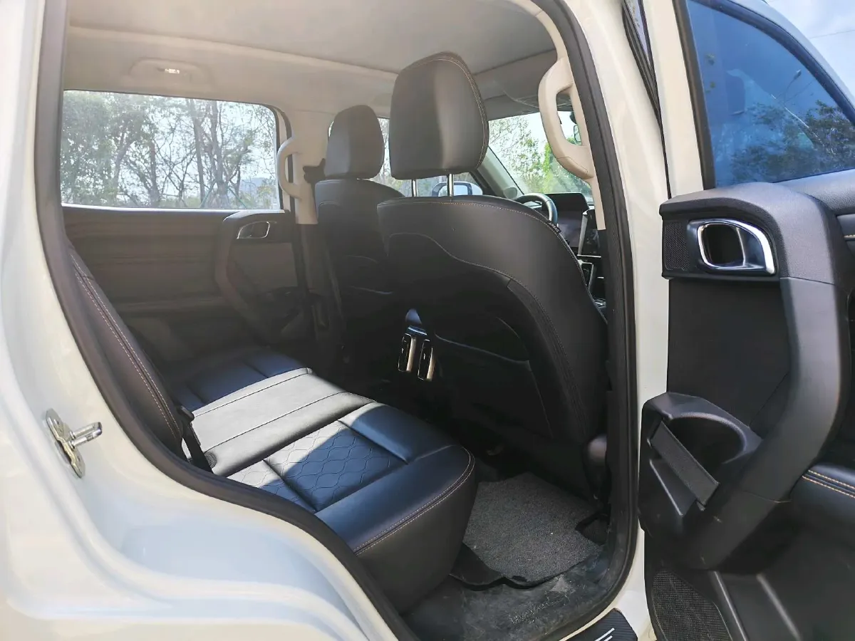 2022 Haval Dargo 1.5T 184HP L4 7DCT,autocango,china used car exporter,china ev exporter,chinese used car exporter,chinese used ev exporter