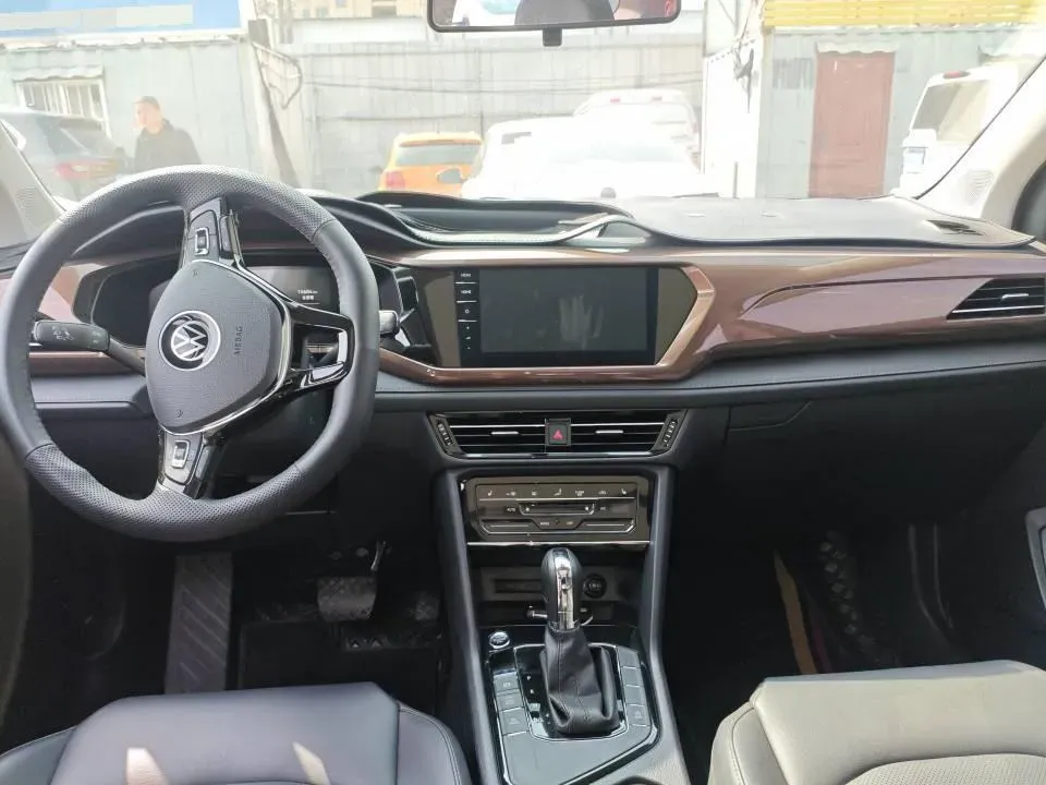 2021 Volkswagen Tharu 1.4T 150HP L4 7DCT,autocango,china used car exporter,china ev exporter,chinese used car exporter,chinese used ev exporter