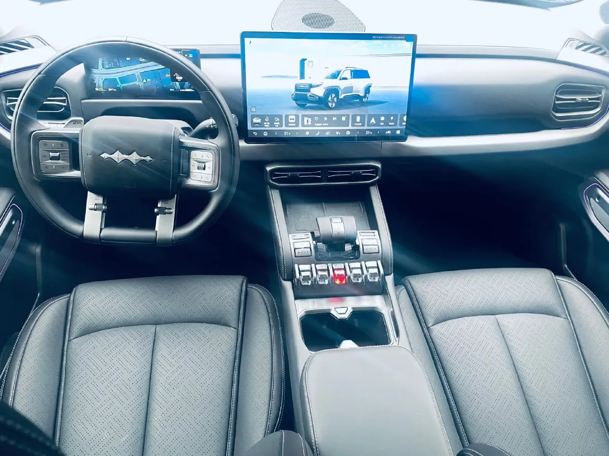 2025 FangChengBao Tai 3 BEV,autocango,china used car exporter,china ev exporter,chinese used car exporter,chinese used ev exporter