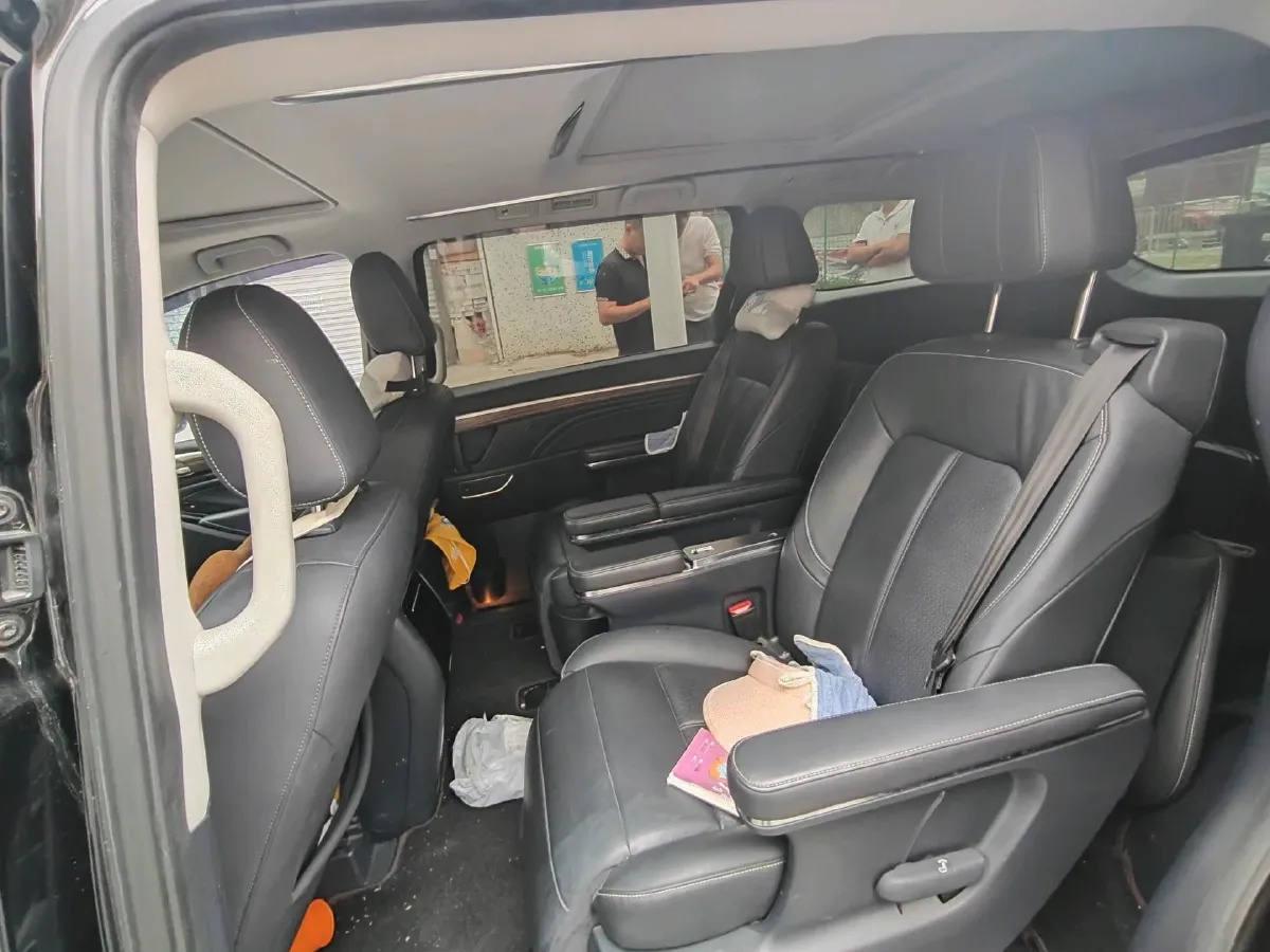 2021 GAC Trumpchi M8 2.0T 252HP L4 8AT,autocango,china used car exporter,china ev exporter,chinese used car exporter,chinese used ev exporter