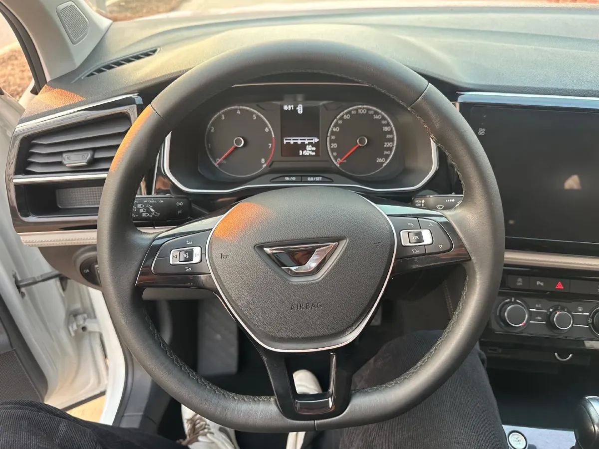 2023 Jetta VS5 1.4T 150HP L4 6AT,autocango,china used car exporter,china ev exporter,chinese used car exporter,chinese used ev exporter