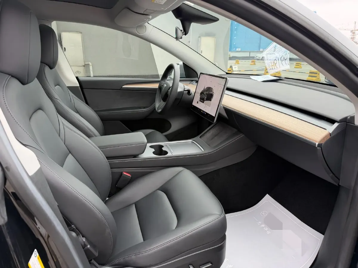 2022 Tesla Model Y BEV 60KWH,autocango,china used car exporter,china ev exporter,chinese used car exporter,chinese used ev exporter