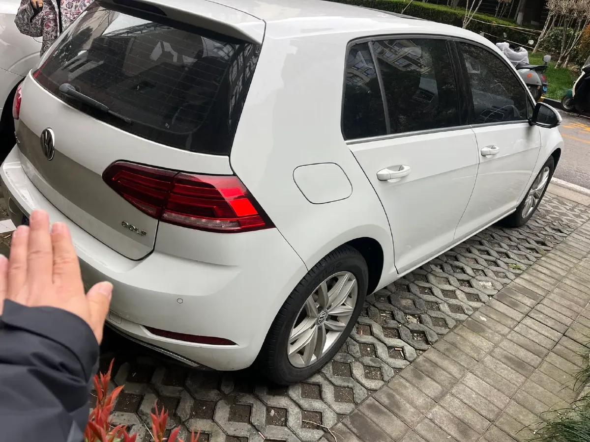 2018 Volkswagen Golf 1.6L 110HP L4 6AT,autocango,china used car exporter,china ev exporter,chinese used car exporter,chinese used ev exporter
