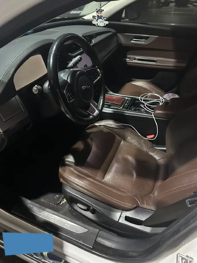 2018 Mercedes-Benz E Class 2.0T 184HP L4 9AT,autocango,china used car exporter,china ev exporter,chinese used car exporter,chinese used ev exporter