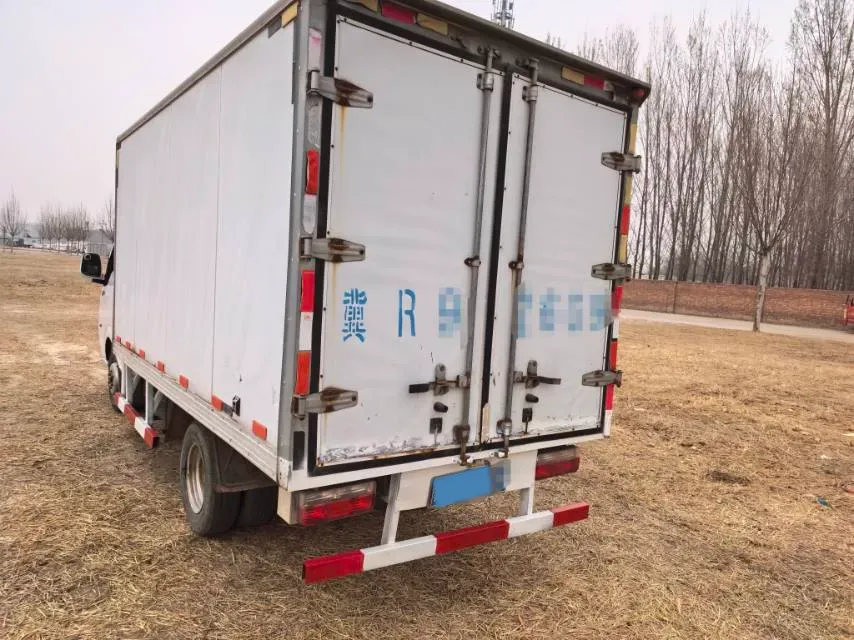 2019 MAXUS XinTu V80 2.0T 139HP L4 6MT,autocango,china used car exporter,china ev exporter,chinese used car exporter,chinese used ev exporter