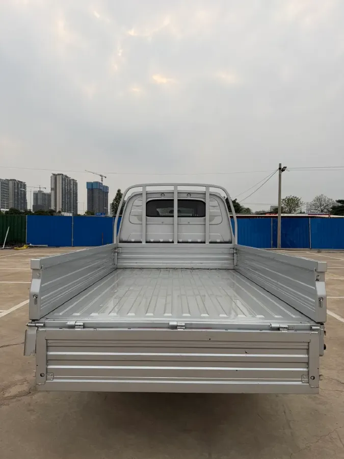 2023 WuLing RongGuang New Truck 1.5L 102HP L4 5MT,autocango,china used car exporter,china ev exporter,chinese used car exporter,chinese used ev exporter