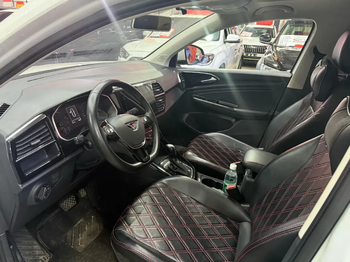 2021 Jetta VS7 1.4T 150HP L4 6AT,autocango,china used car exporter,china ev exporter,chinese used car exporter,chinese used ev exporter