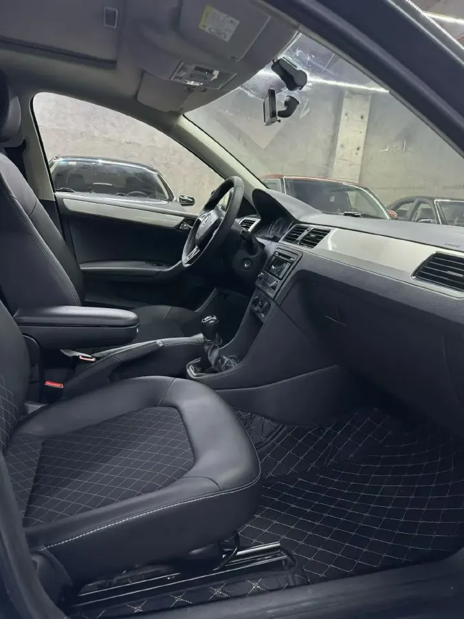 2019 SWM G01 1.5T 156HP L4 6MT,autocango,china used car exporter,china ev exporter,chinese used car exporter,chinese used ev exporter