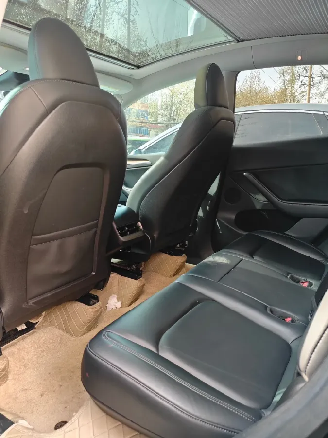 2022 Tesla Model Y BEV 60KWH,autocango,china used car exporter,china ev exporter,chinese used car exporter,chinese used ev exporter