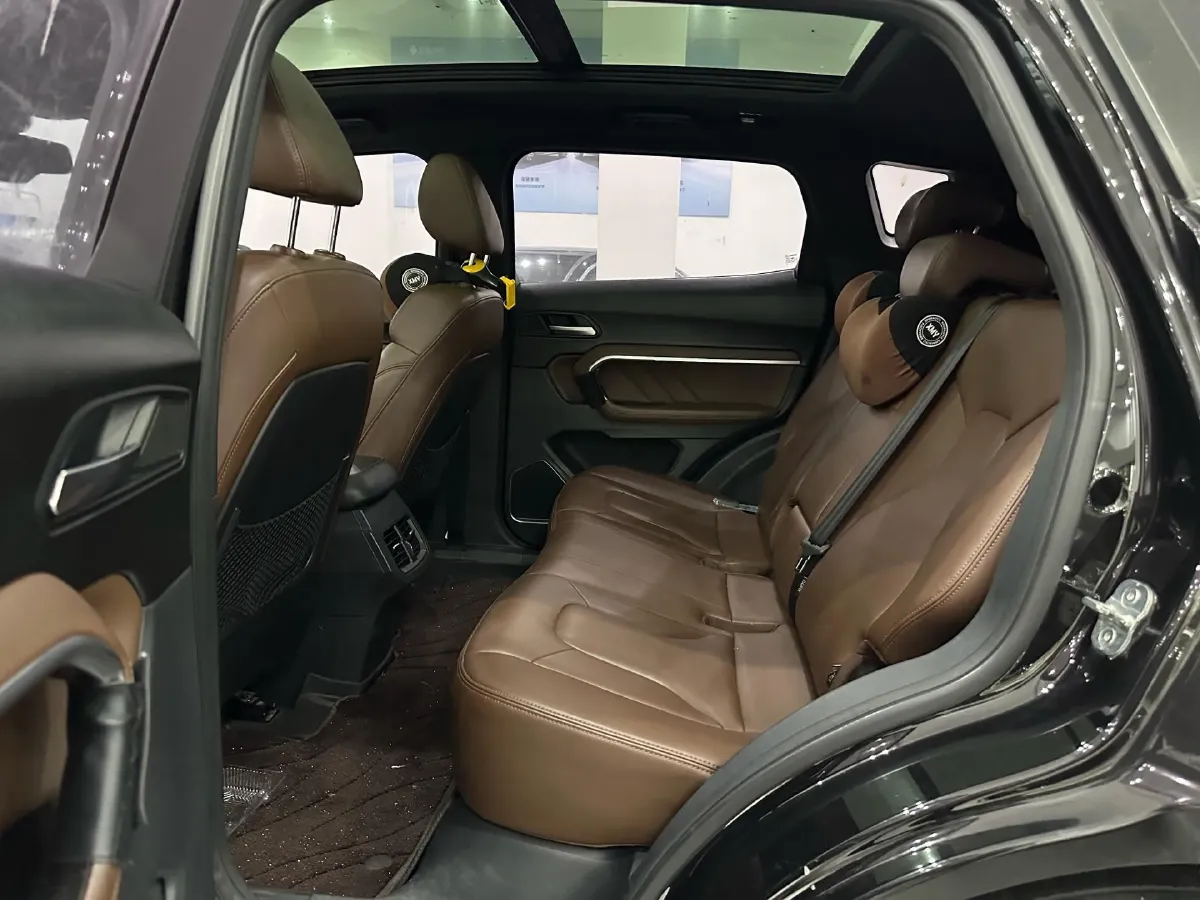 2017 Haval H6 1.5T 169HP L4 7DCT,autocango,china used car exporter,china ev exporter,chinese used car exporter,chinese used ev exporter