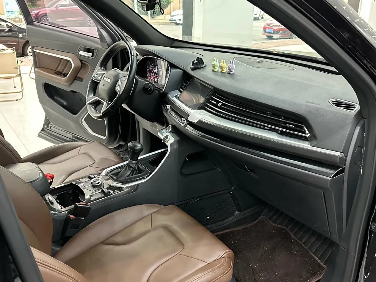 2017 Haval H6 1.5T 169HP L4 7DCT,autocango,china used car exporter,china ev exporter,chinese used car exporter,chinese used ev exporter