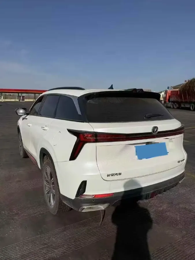 2022 ChangAn CS75 Plus 1.5T 188HP L4 8AT,autocango,china used car exporter,china ev exporter,chinese used car exporter,chinese used ev exporter