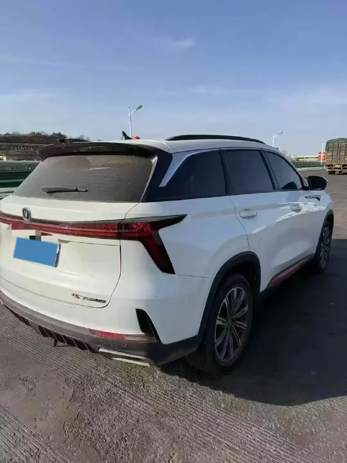 2022 ChangAn CS75 Plus 1.5T 188HP L4 8AT,autocango,china used car exporter,china ev exporter,chinese used car exporter,chinese used ev exporter
