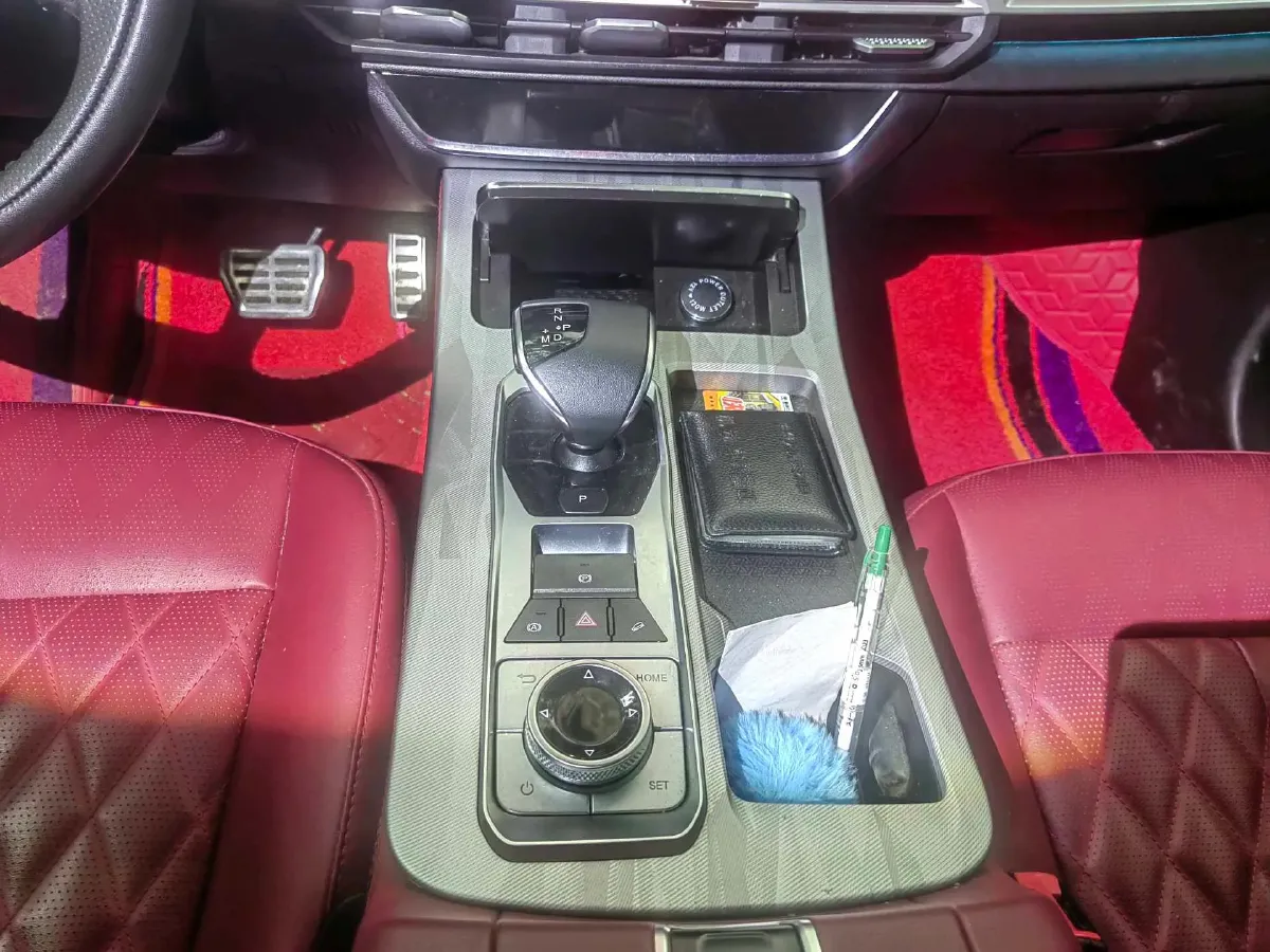 2023 ChangAn Oshan X7 Plus 1.5T 188HP L4 7DCT,autocango,china used car exporter,china ev exporter,chinese used car exporter,chinese used ev exporter