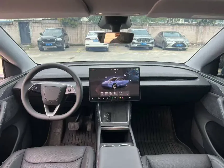 2025 Tesla Model Y L BEV,autocango,china used car exporter,china ev exporter,chinese used car exporter,chinese used ev exporter