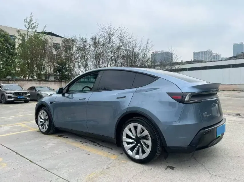 2025 Tesla Model Y L BEV,autocango,china used car exporter,china ev exporter,chinese used car exporter,chinese used ev exporter