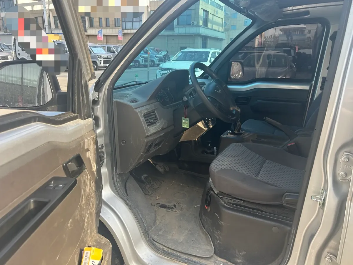 2021 WuLing ZhentTu 1.5L 99HP L4 5MT,autocango,china used car exporter,china ev exporter,chinese used car exporter,chinese used ev exporter