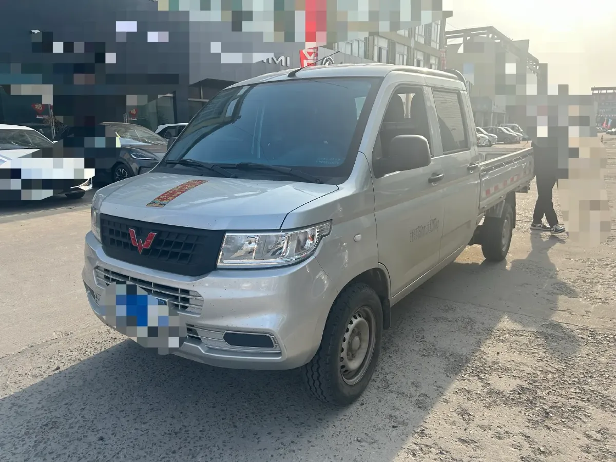 2021 WuLing ZhentTu 1.5L 99HP L4 5MT,autocango,china used car exporter,china ev exporter,chinese used car exporter,chinese used ev exporter