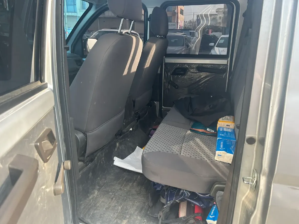 2021 WuLing ZhentTu 1.5L 99HP L4 5MT,autocango,china used car exporter,china ev exporter,chinese used car exporter,chinese used ev exporter