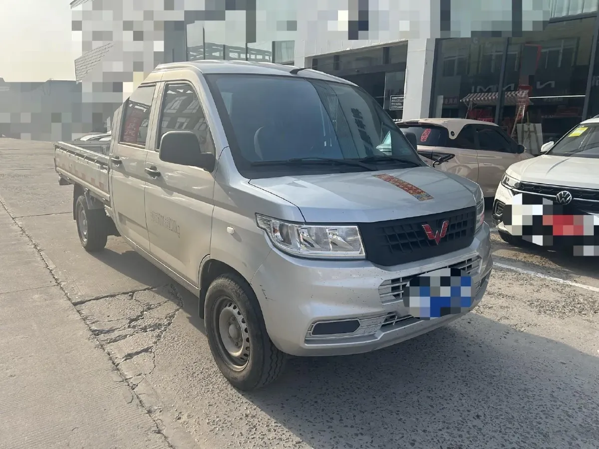 2021 WuLing ZhentTu 1.5L 99HP L4 5MT,autocango,china used car exporter,china ev exporter,chinese used car exporter,chinese used ev exporter