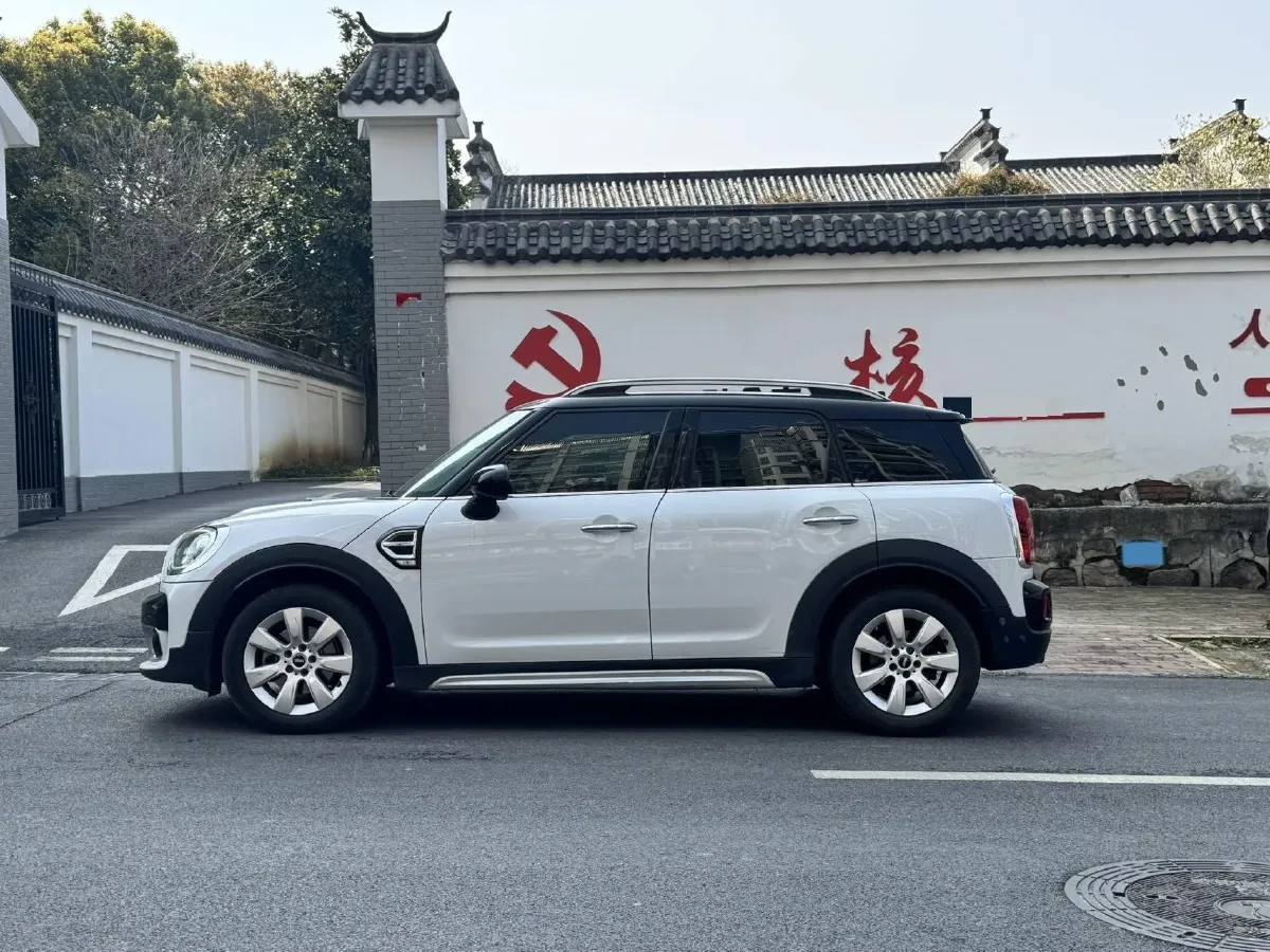 2017 MINI COUNTRYMAN 1.5T 136HP L3 6AT,autocango,china used car exporter,china ev exporter,chinese used car exporter,chinese used ev exporter