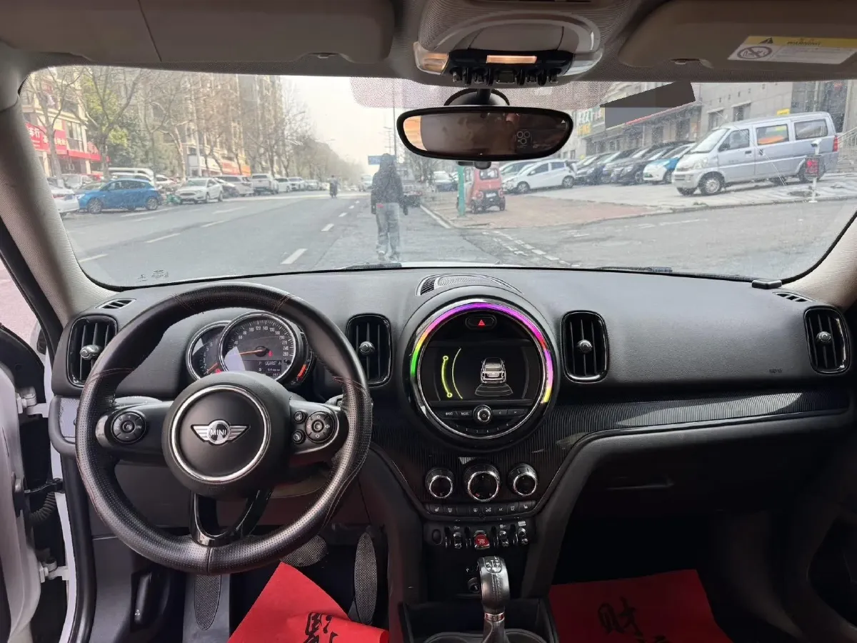 2017 MINI COUNTRYMAN 1.5T 136HP L3 6AT,autocango,china used car exporter,china ev exporter,chinese used car exporter,chinese used ev exporter