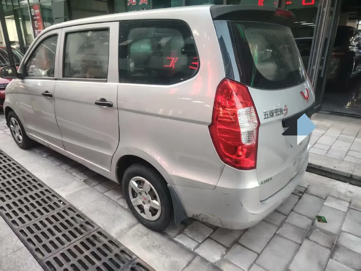 2018 WuLing HongGuang 1.2L 82HP L4 5MT,autocango,china used car exporter,china ev exporter,chinese used car exporter,chinese used ev exporter